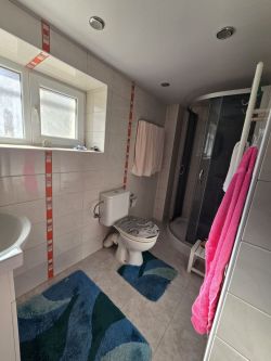 Агенция за недвижими имоти ”ОЛИМПИЯ” продава :