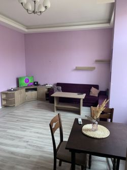 Студио под наем в центъра на гр. Казанлък