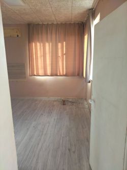 Къща за продажба в гр. Казанлък – едноетажна с приземен етаж