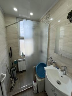 Тристаен апартамент за продажба – гр. Казанлък, район Капрони