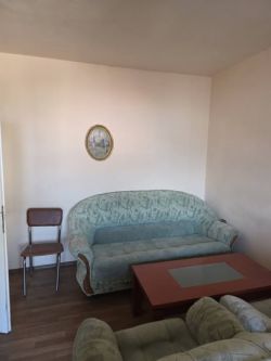 Агенция Елия продава 3 стаен масивно СТРОИТЕЛСТВО - топ  ЦЕНТЪР