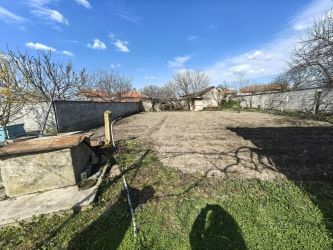 КЪЩА  В СЕЛО ЧЕРГАНОВО