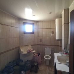 Агенция Селект предлага партерно помещение с обща площ 85 м2