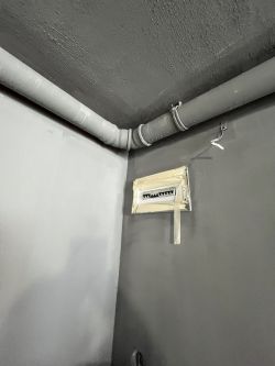 Продава гараж ново строителство – 30 кв.м., близо до Културния дом, Казанлък