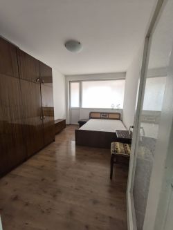 ДВУСТАЕН ОБЗАВЕДЕН С ТЕХНИКА И МЕБЕЛИ АПАРТАМЕНТ В РАЙОНА НА ПОЛИКЛИНИКАТА