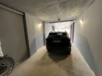 Продава гараж ново строителство – 30 кв.м., близо до Културния дом, Казанлък