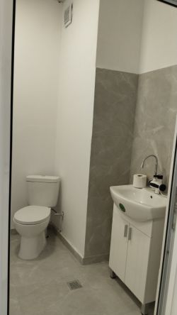 Отдавам под наем