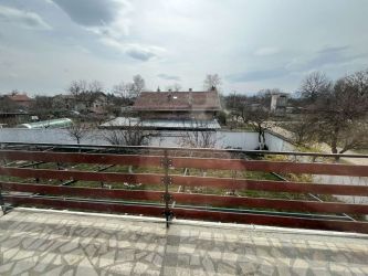 Къща с потенциал за къща за гости в с. Голямо Дряново – простор, функционалност и инвестиционна възм