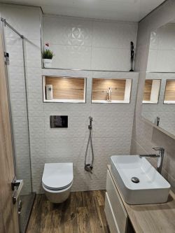 Агенция за недвижими имоти "ОЛИМПИЯ" продава :