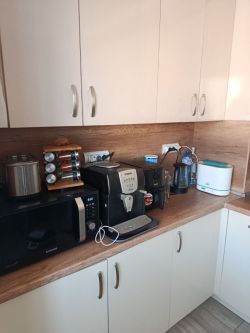 Агенция за недвижими имоти "ОЛИМПИЯ" продава :