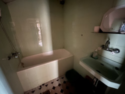 Продажба на прекрасна двуетажна вила в село Долно Сахране