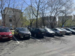 Двустаен апартамент за продажба до у-ще „Св. Св. Кирил и Методий“, гр. Казанлък