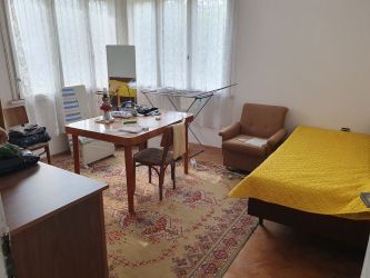 Продава Етаж от къща Тухла в гр.Казанлък