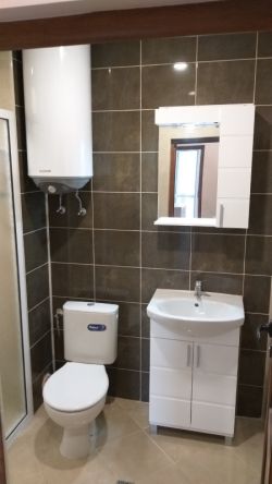 Отдавам под наем двустаен апартамент