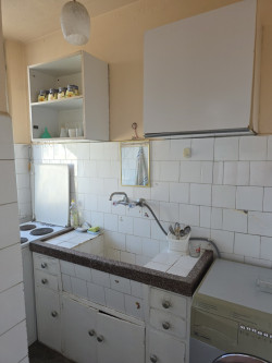 Продава Тристаен апартамент Масивно строителство в гр.Казанлък