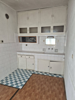 Продава Къща Масивно строителство в с.Енина