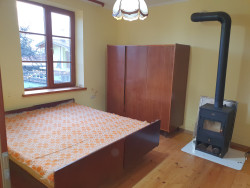 Продава Къща Масивно строителство в с.Енина