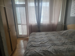 Продава Тристаен апартамент Масивно строителство в гр.Казанлък