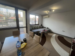 Тристаен апартамент с гараж за продажба – ново строителство, район Болницата, гр. Казанлък