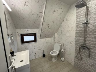 Тристаен апартамент под наем в СУПЕР ЦЕНТЪРА на Казанлък