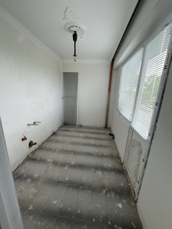 Продава гарсониера в ж.к. Изток блок 30