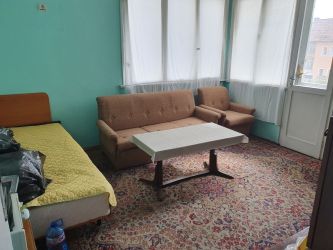 Продава Етаж от къща Тухла в гр.Казанлък