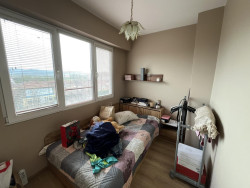 Тристаен апартамент (преустроен от двустаен) за продажба – ж.к. Изток, Казанлък