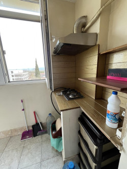 Тристаен апартамент (преустроен от двустаен) за продажба – ж.к. Изток, Казанлък