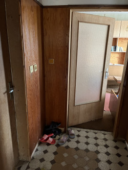 Продажба на прекрасна двуетажна вила в село Долно Сахране