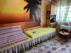 Двустаен апартамент за продажба до у-ще „Св. Св. Кирил и Методий“, гр. Казанлък