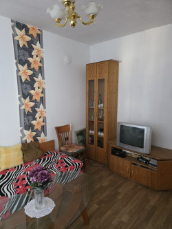 Продава Тристаен апартамент Масивно строителство в гр.Казанлък