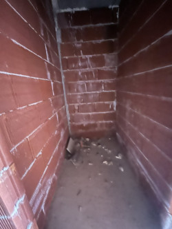 Двустаен апартамент с двор за продажба – ново строителство, район Лидл, гр. Казанлък