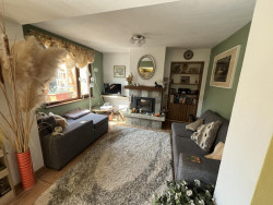 Къща за продажба в Габарево, Казанлък – двуетажна, обзаведена, двор 450 кв.м.