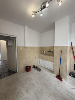 Продава Двустаен апартамент Масивно строителство в гр.Казанлък