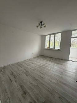 Продава Двустаен апартамент Тухла в гр.Казанлък