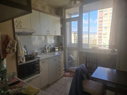 Продава Тристаен апартамент Масивно строителство в гр.Казанлък