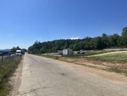 Инвестиционен парцел (УПИ) за продажба в с. Копринка – 1200 кв.м., проект за хале, лице на път