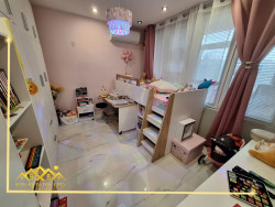 Просторен апартамент С 4 спални за продажба в района на Манастира, Казанлък – 118 кв.м., след ремонт