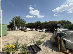 Ексклузивен промишлен имот в гр. Казанлък – парцел 2678 кв.м. с производствена база