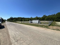 Инвестиционен парцел (УПИ) за продажба в с. Копринка – 1200 кв.м., проект за хале, лице на път