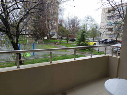 Апартамент с 2 спални в кв. Васил Левски, Казанлък | 100 кв.м.