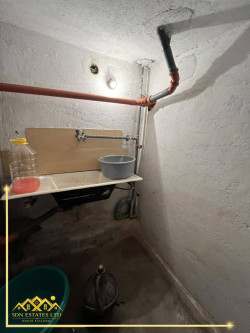 Двуетажна монолитна къща с двор 620 кв.м. в гр. Павел баня | 4 спални | 170 000 €