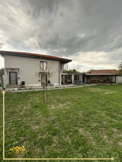 Къща след основен ремонт с голям двор и барбекю в с. Черганово | SDN Estates LTD