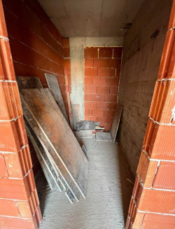 Студио ново строителство в района на Културен дом, гр. Казанлък