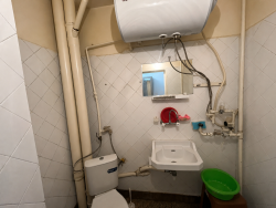 Къща с двор, гараж и кладенец за продажба в с. Долно Сахране | 3 спални | 700 кв.м. двор