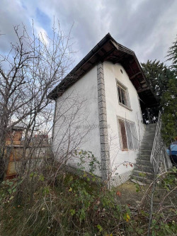 52 Парцела с обща площ 52 дка в Казанлък вилна зона Старите Лозя на Тюлбето и Енина