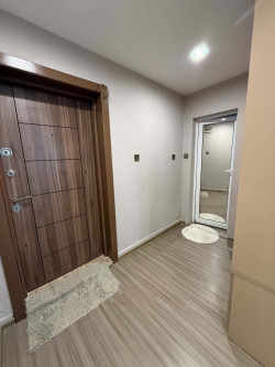 Продава Тристаен апартамент Тухла в гр.Казанлък