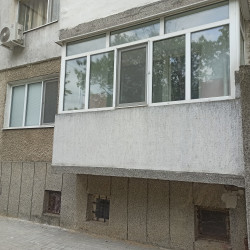 Двустаен апартамент в кв.Изток