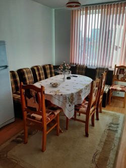 Продава Четиристаен апартамент Тухла в гр.Казанлък