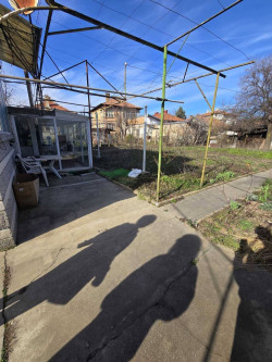 Агенция за недвижими имоти "ОЛИМПИЯ" продава :